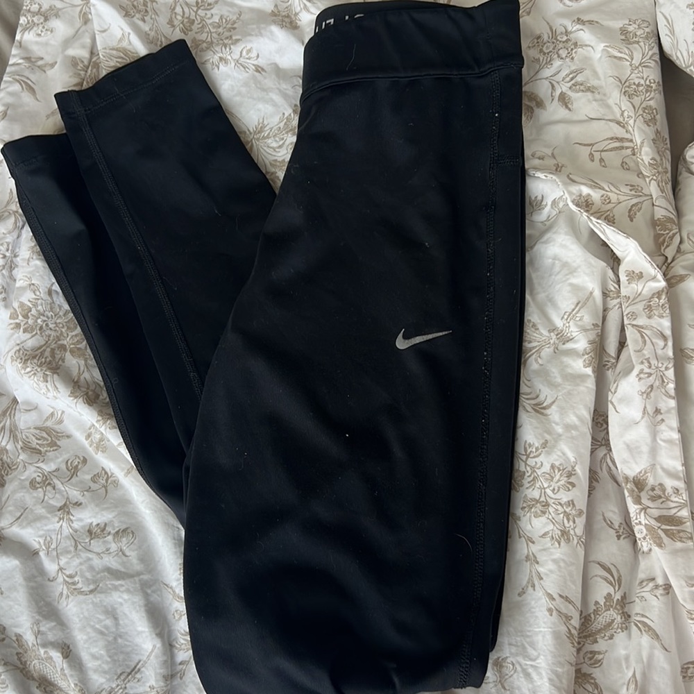 Nike leggings small